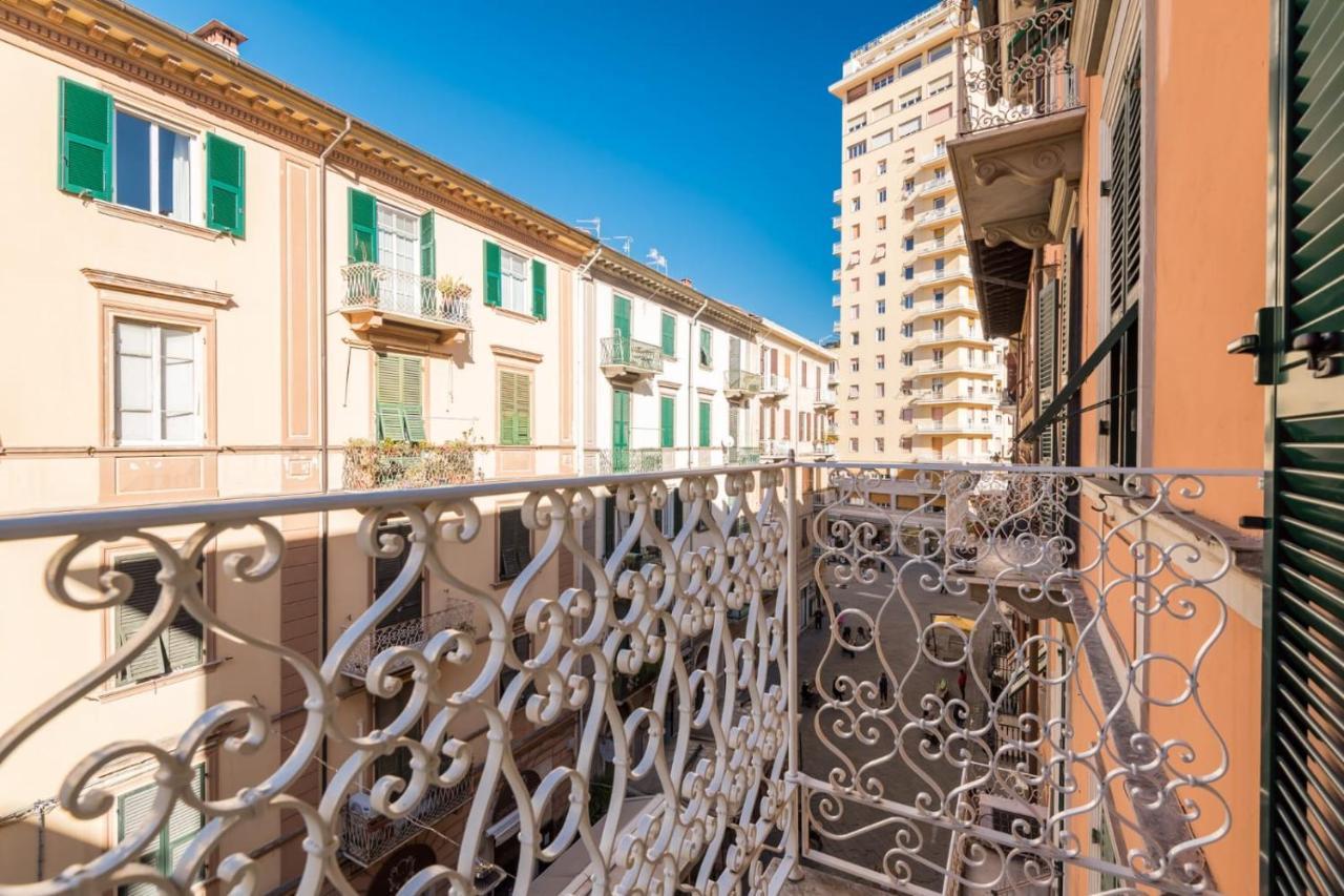 Fidelio Hotell La Spezia Exteriör bild